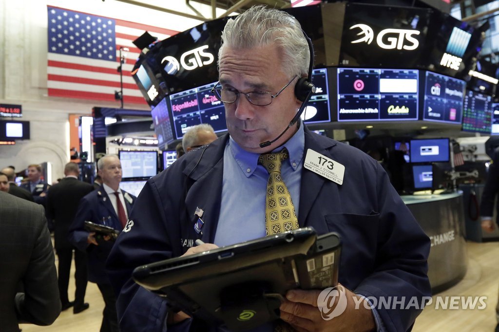 뉴욕증시, 세제개편안 기대 재개…3대 지수 동시 사상 최고