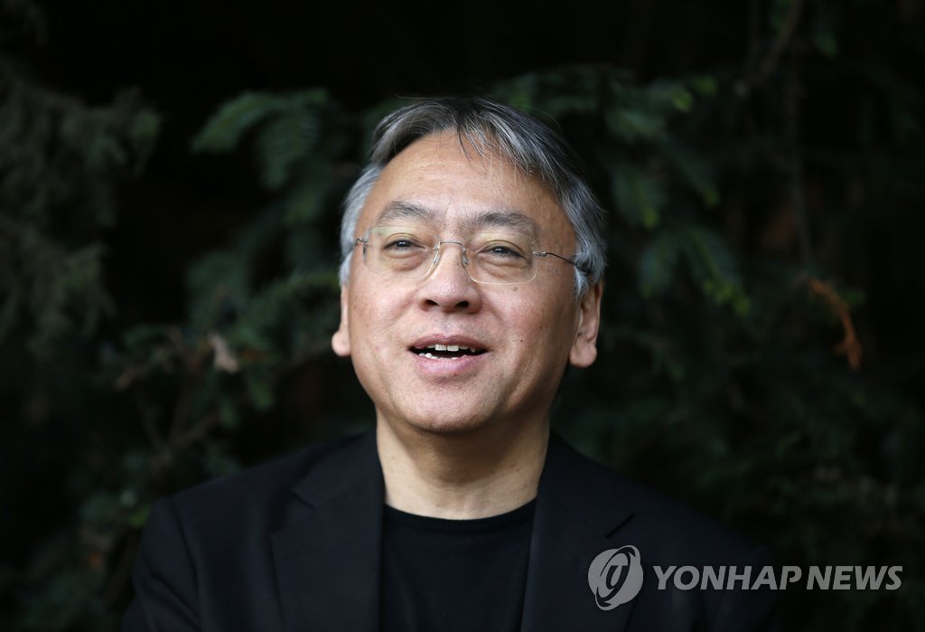 노벨문학상에 英작가 가즈오 이시구로