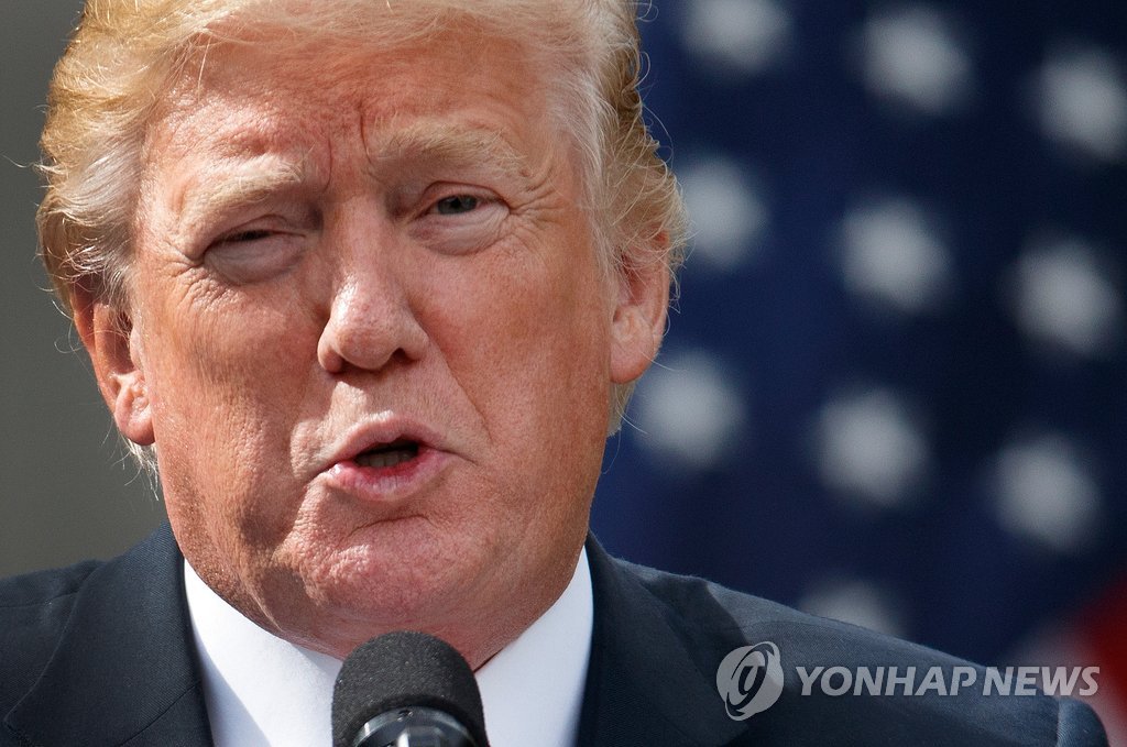 백악관 "트럼프, 中에 약탈적 무역·투자관행 중단 요구"