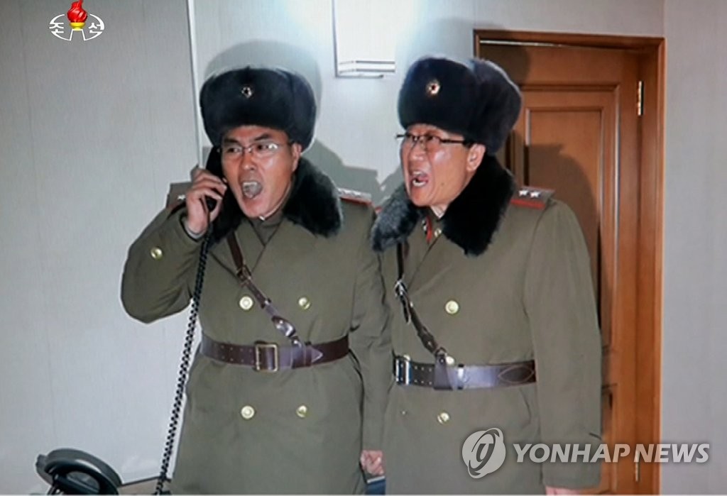 북한, '화성-15' 발사 영상 공개