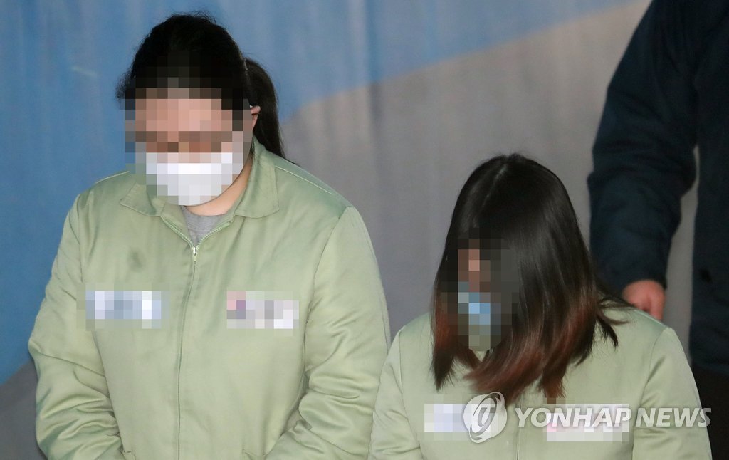 인천 초등생 살인 공범 법정 출석