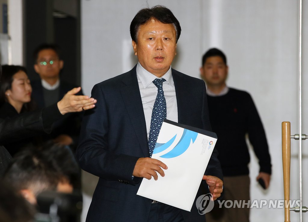 입장하는 선동열 감독