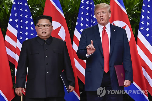 '완전 비핵화' 후속 조치 재촉하는 美…뜸들이는 北