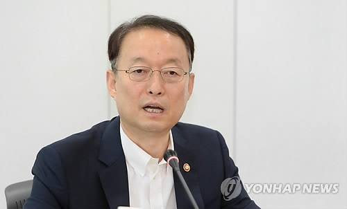 인사말 하는 백운규 장관