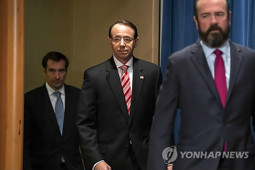 美 뮬러 특검, 해킹 등 혐의로 러軍 정보요원 12명 기소