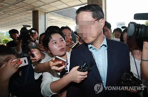 검찰 소환된 옛 삼성 미래전략실 강모 부사장