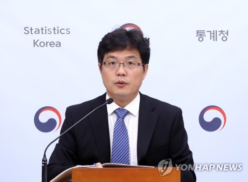 취업은 최저로, 실업은 최고로...
