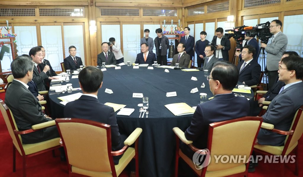 인사말 하는 이낙연 국무총리