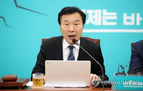 모두발언하는 손학규
