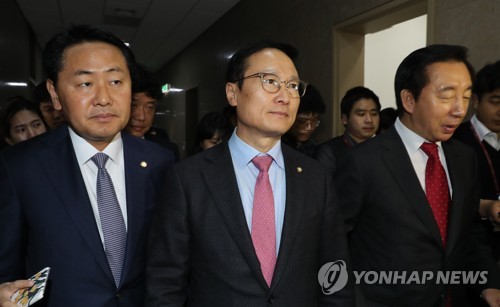 의장실로 향하는 3당 원내대표