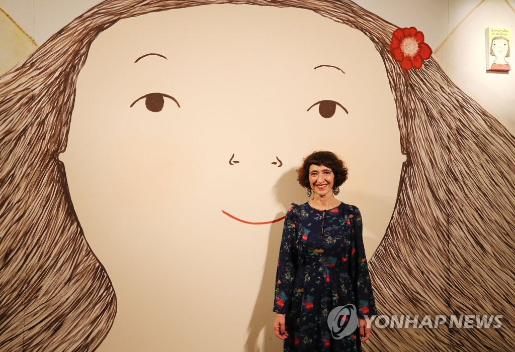 La artista española Eva Armisén en Seúl La artista española Eva Armisén en Seúl