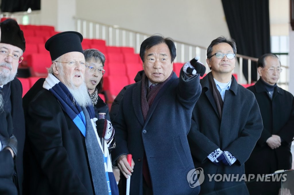 철원 평화전망대 찾은 정교회 세계총대주교