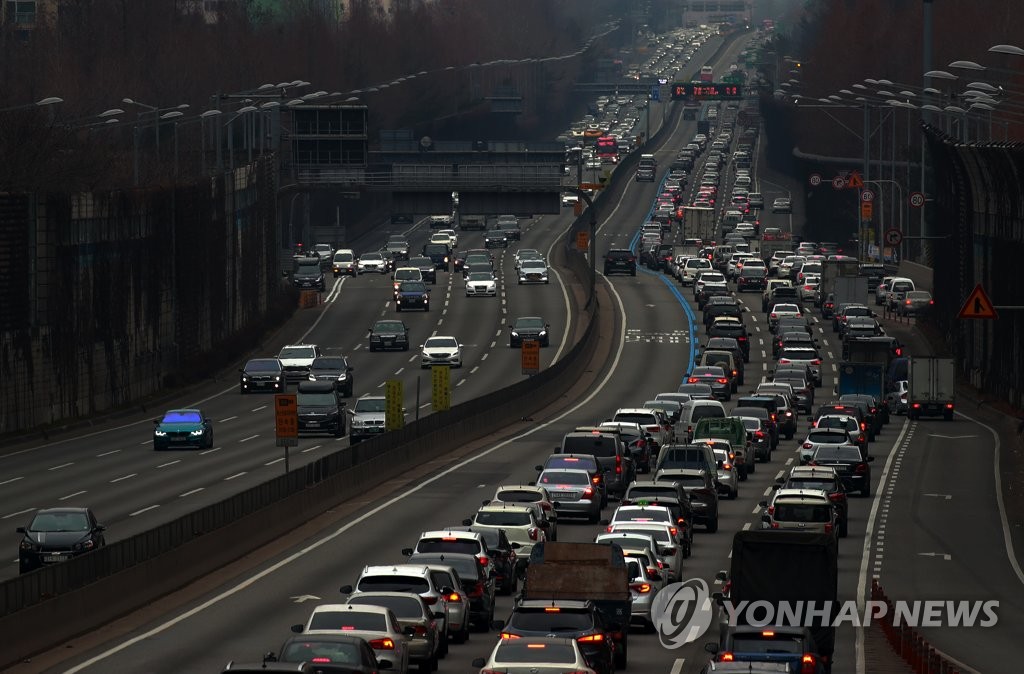 빨간등의 행렬