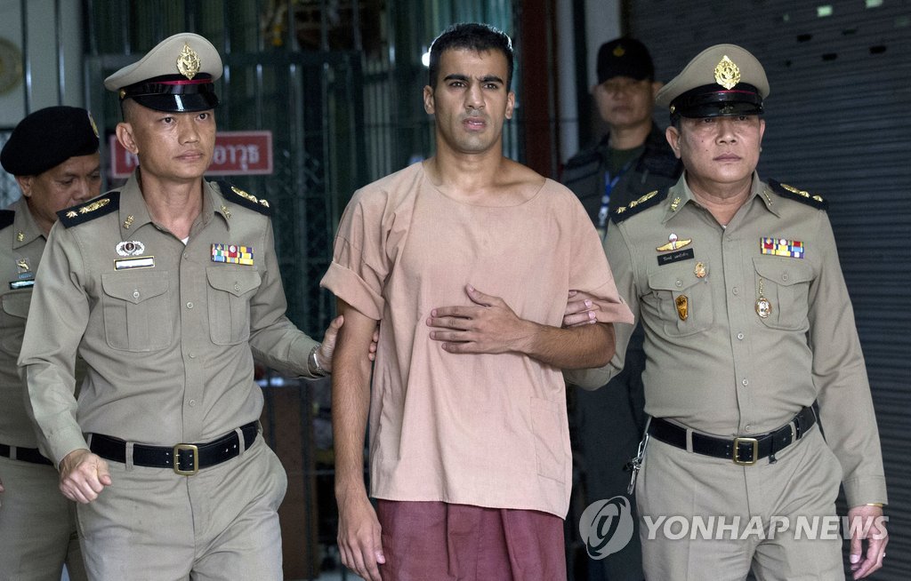 바레인 '강제송환' 위기의 난민 축구선수…태국법원 '석방' 결정