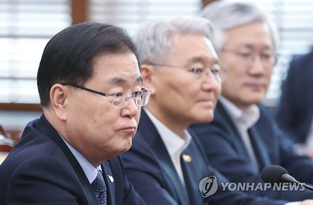 생각에 잠긴 정의용 국가안보실장