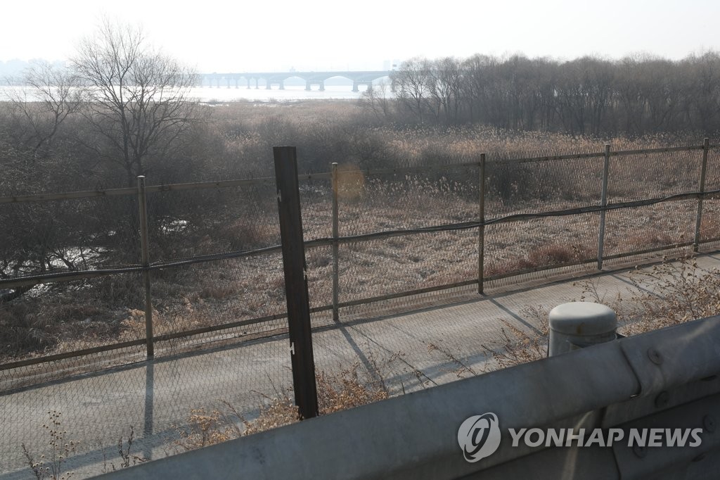 'Y'자 철책 사라지는 한강 하구
