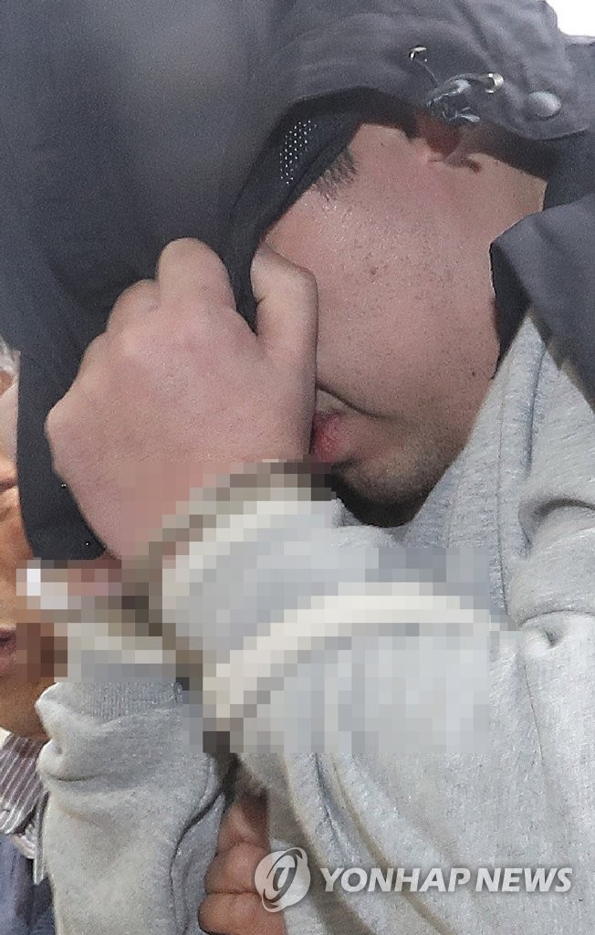 검거된 '청담동 주식부자' 이희진 부모 살해 용의자