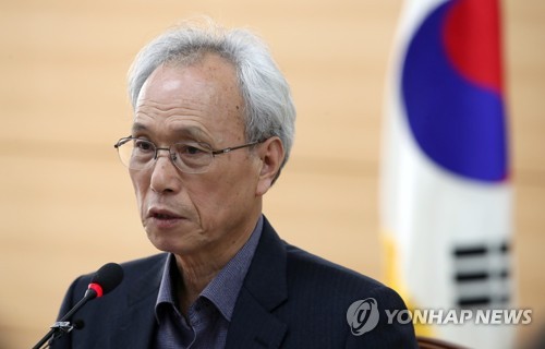 문성현 경사노위 위원장