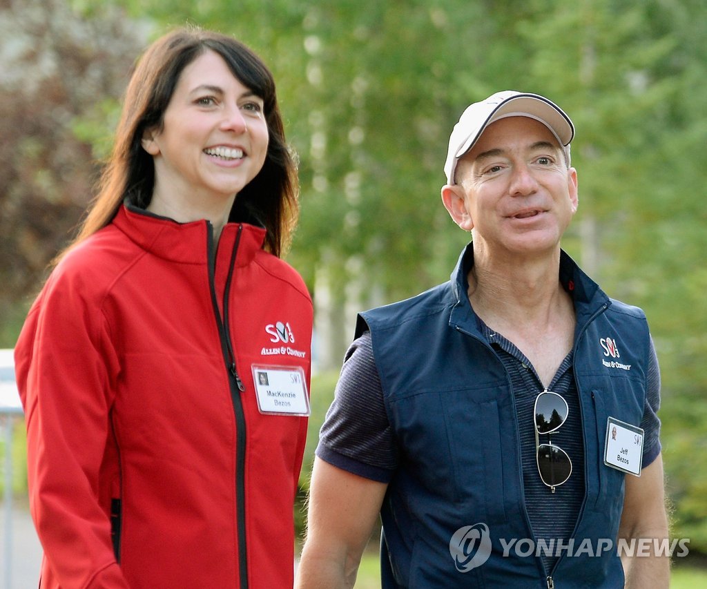 이혼조건 합의한 아마존 CEO 베이조스와 부인