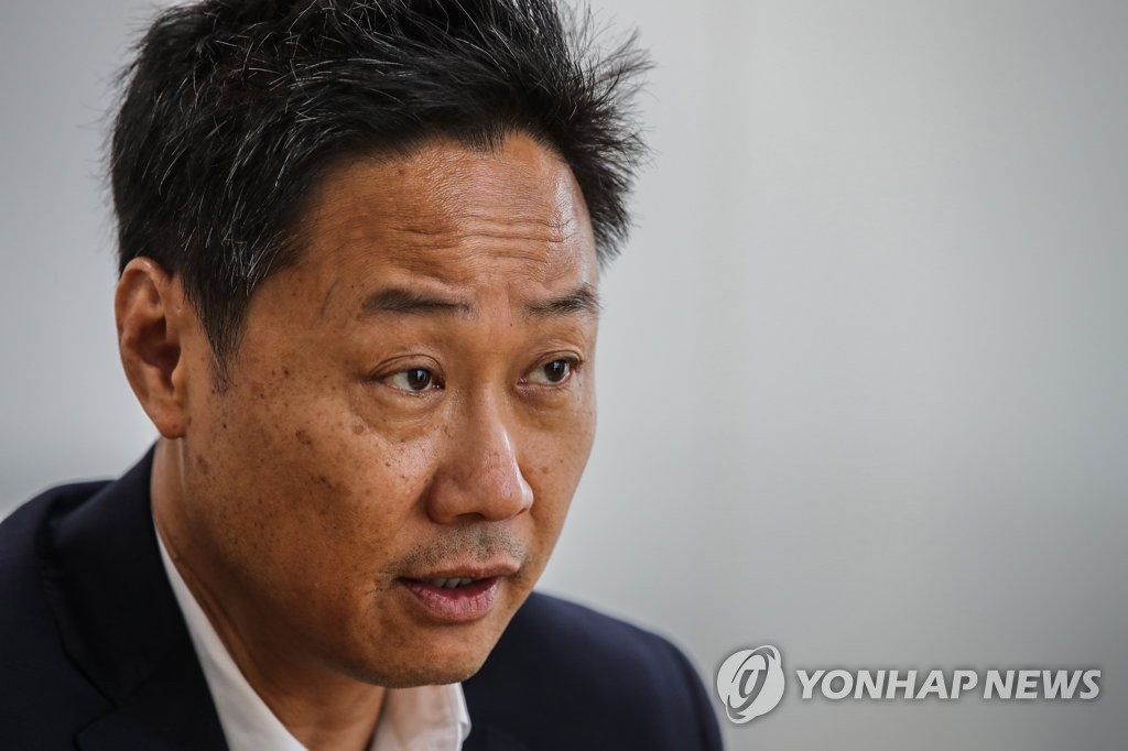 북한 의료 상황 설명하는 박기범 교수