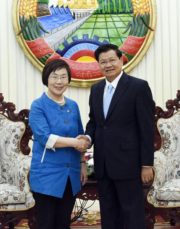 KOICA chief meets Laos leader KOICA chief meets Laos leader