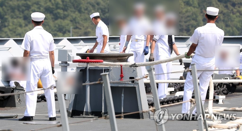 海外派遣部隊の入港式で事故 5人死傷 海外派遣部隊の入港式で事故 5人死傷