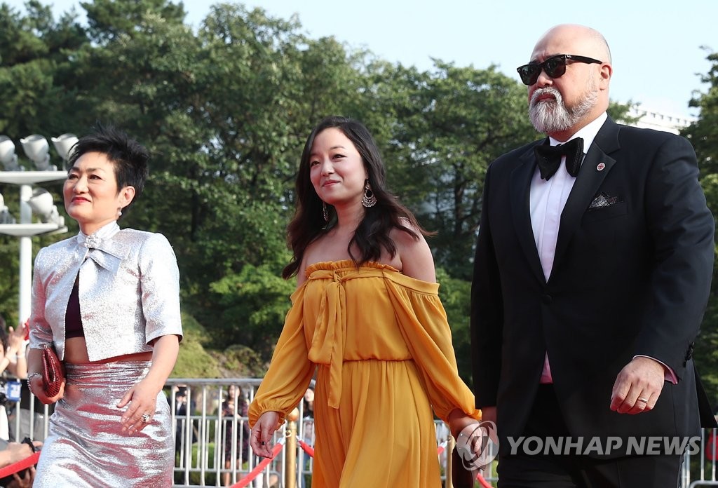 한국 찾은 김씨네 가족