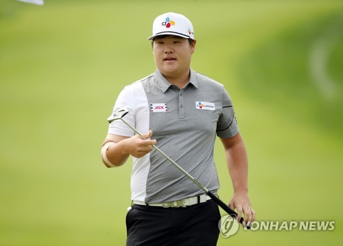 임성재 '버디퍼팅 성공'