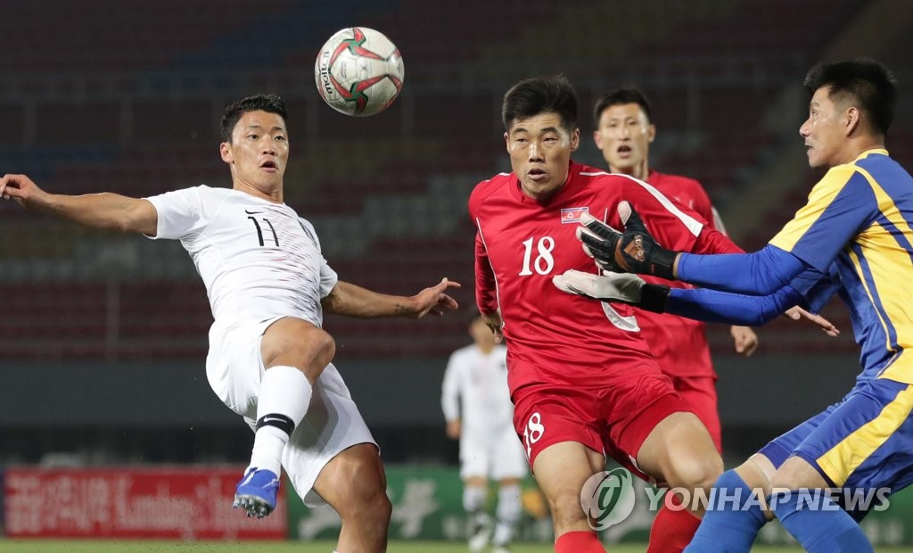 15일 평양 김일성경기장에서 열린 한국-북한 경기 모습