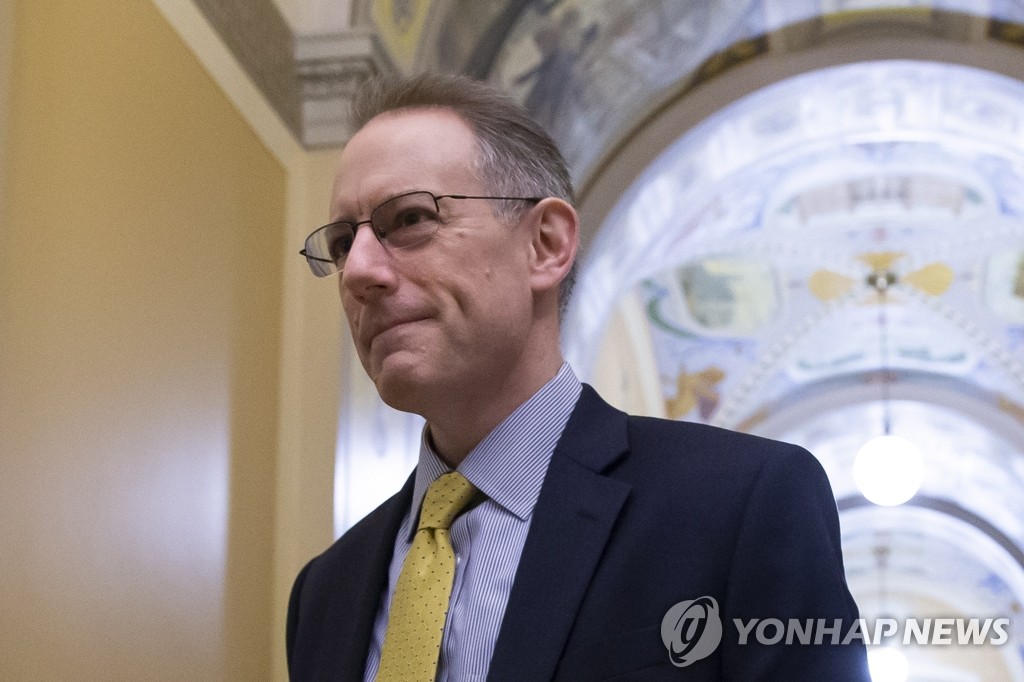 백악관 예산담당관 "우크라 군사원조 보류는 매우 이례적"