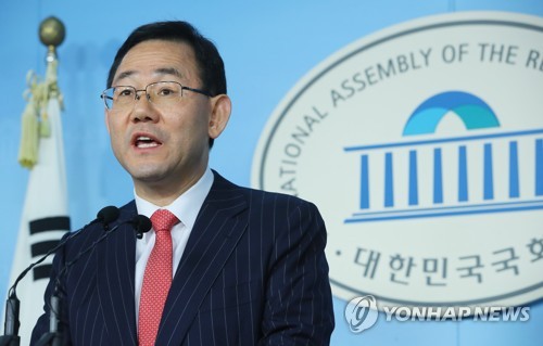 주호영 "패스트트랙시 최대 135개 선거구 조정대상"