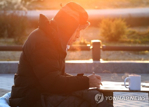 추운 아침, 단식하는 황교안 대표