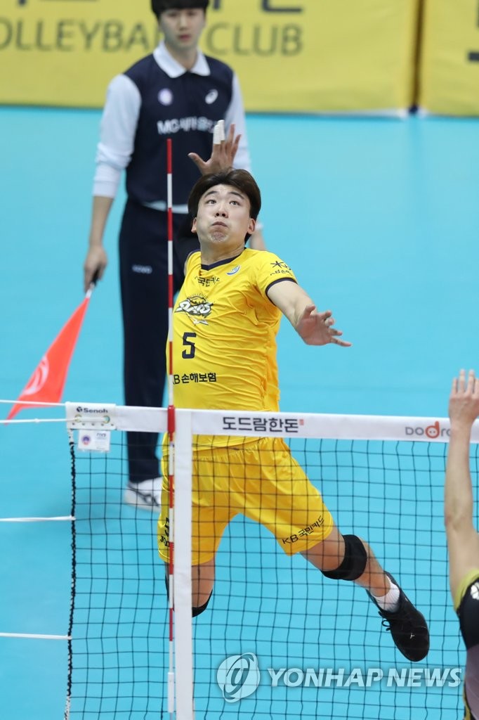 KB Insurance Stars player prepares to deliver spike KB Insurance Stars player prepares to deliver spike