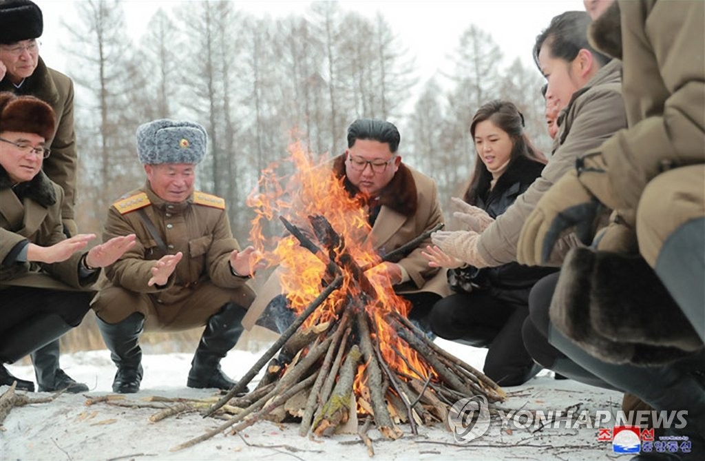 N. Korean leader visits Mt. Paektu N. Korean leader visits Mt. Paektu