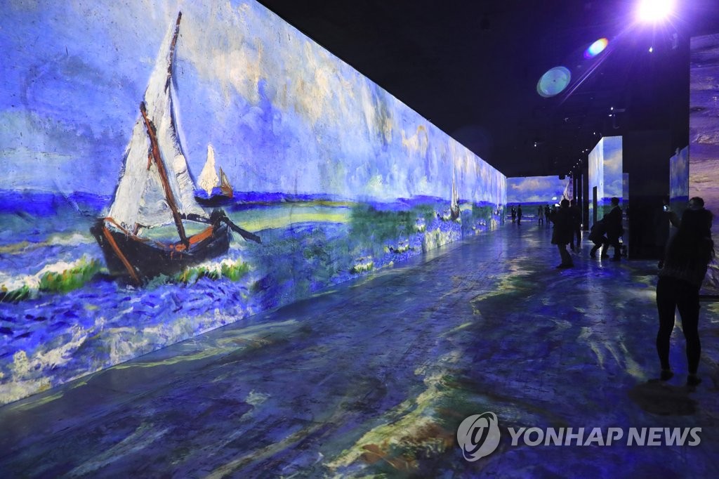 '빛의 벙커: 반 고흐'전 개막