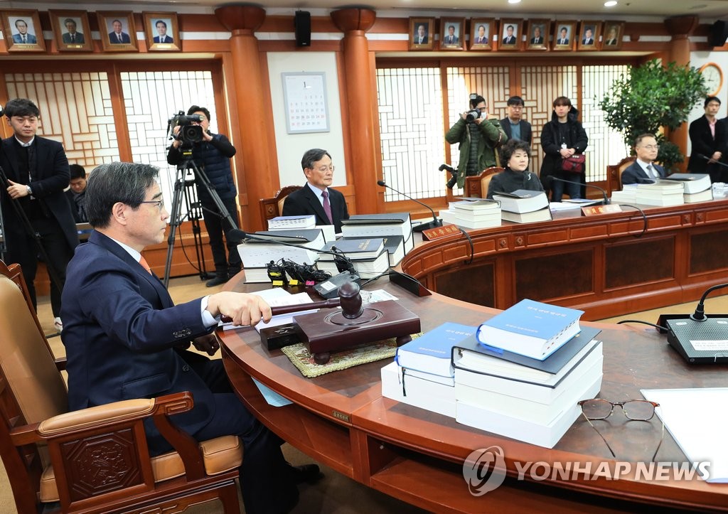선관위, 비례 정당 명칭 사용 여부 결론