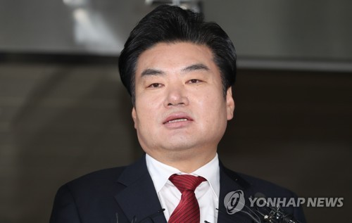 원유철 1심서 '알선수재 등' 징역 10월…확정시 의원직 상실