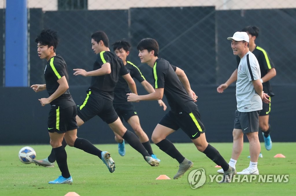 흐뭇한 김학범