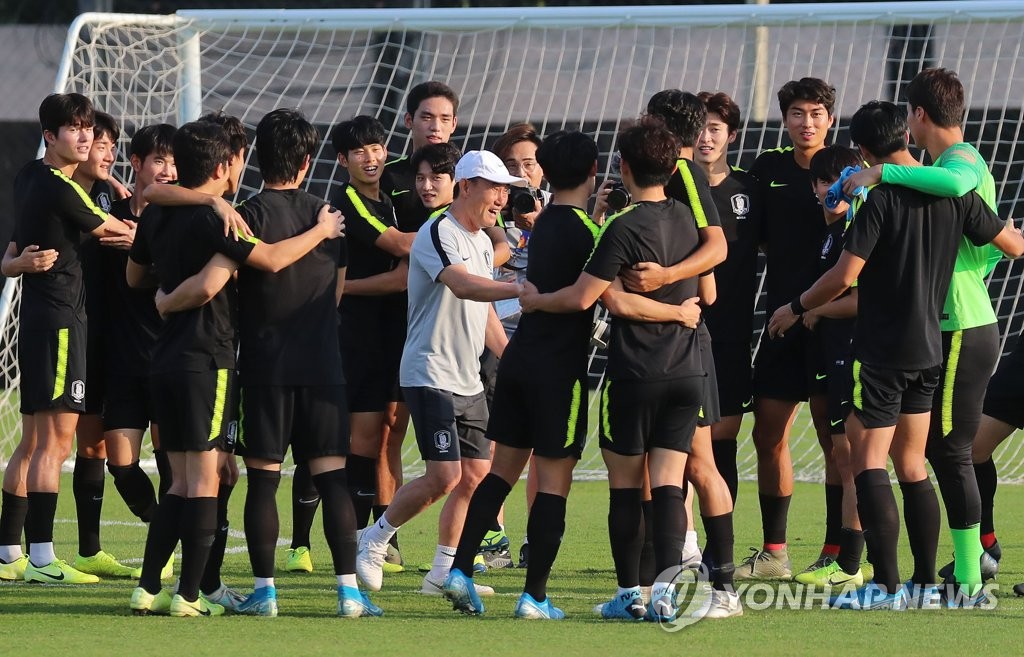 웃음꽃 만발