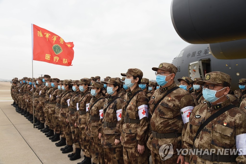 우한에 투입된 중국 인민해방군 의료진