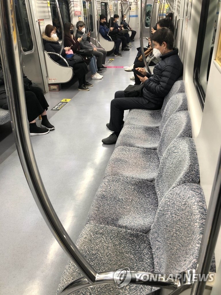 Métro presque vide Métro presque vide