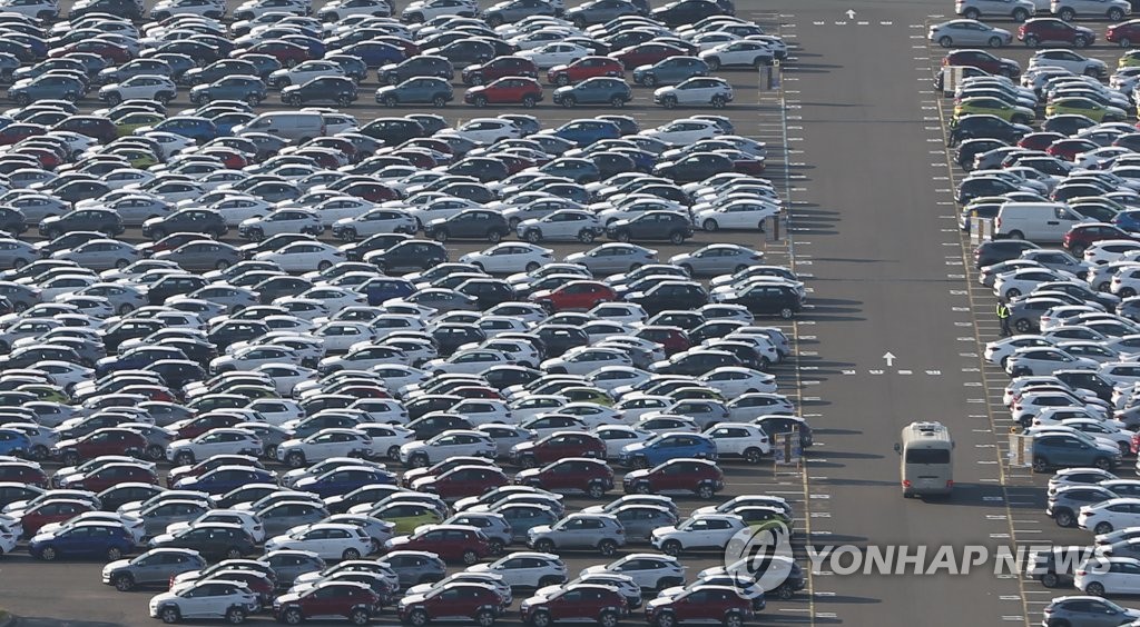 현대차 울산공장 야적장