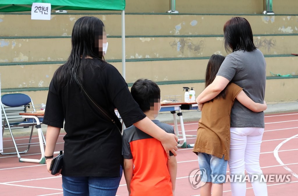 코로나19 검사를 앞두고