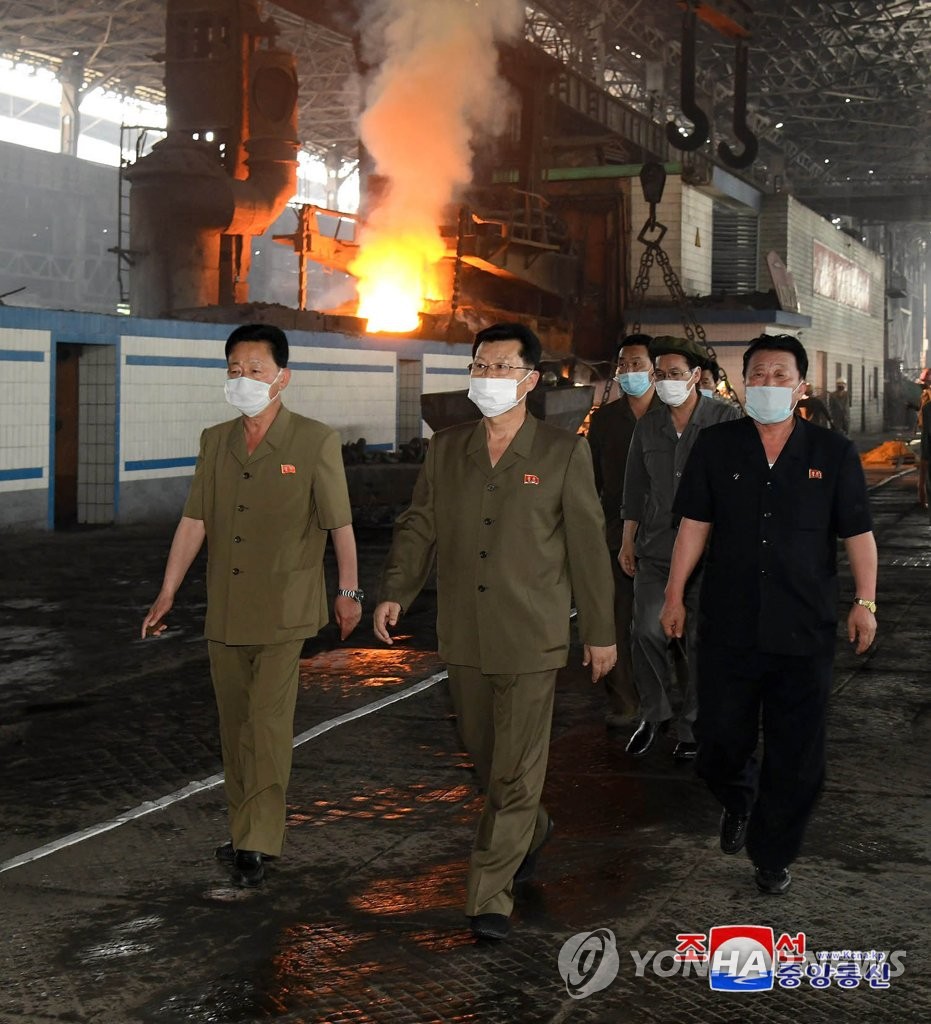 N. Korean premier inspects steel complex N. Korean premier inspects steel complex