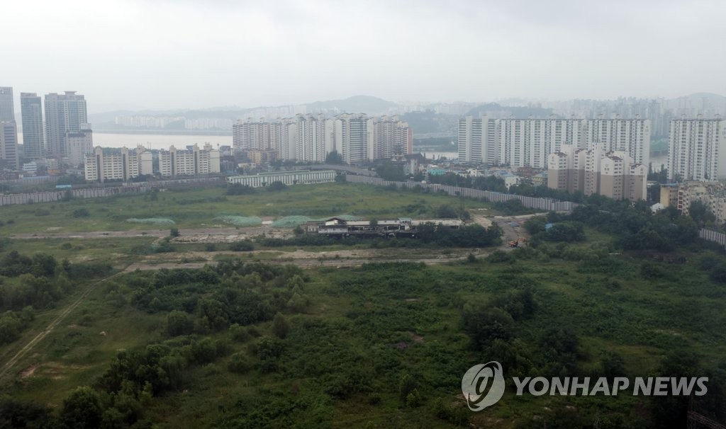 정부, 용산 정비창 부지에 1만호 공급 발표