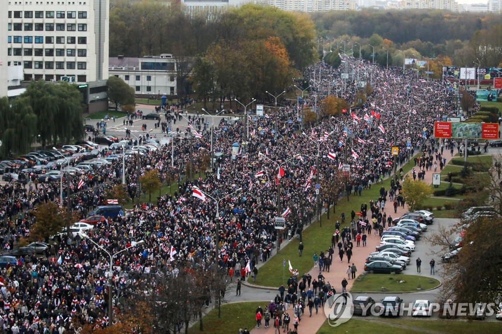 벨라루스에서 3개월째 이어지는 '대선 부정' 항의 시위