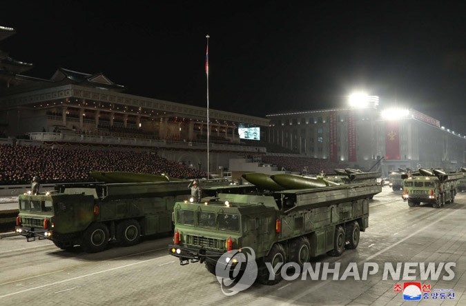 북한판 이스칸데르형 미사일…당대회 기념 열병식에도 등장