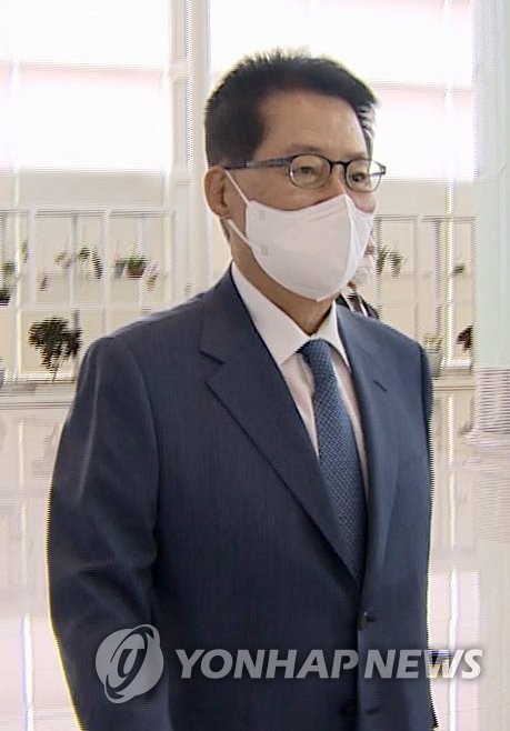 박지원, 한미일 정보기관장 회의 참석차 출국