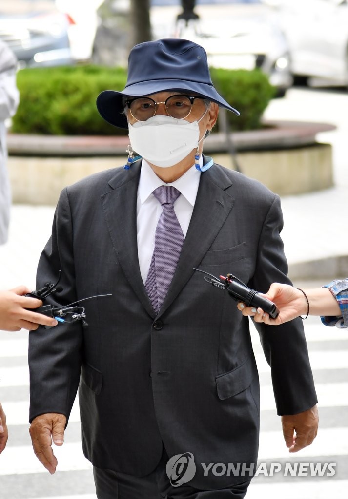 セクハラ前釜山市長に懲役7年求刑 セクハラ前釜山市長に懲役7年求刑