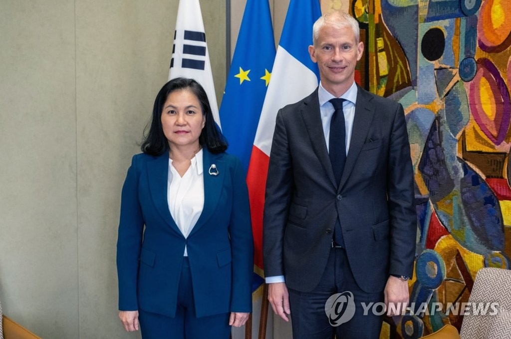 Los jefes de comercio de Corea del Sur y Francia Los jefes de comercio de Corea del Sur y Francia